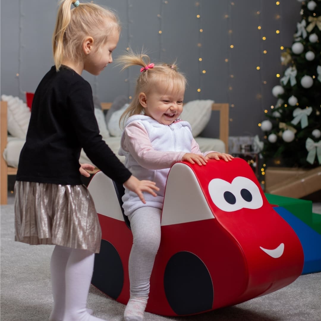 Mīksta rotaļu braucamā rotaļlieta - automašīna