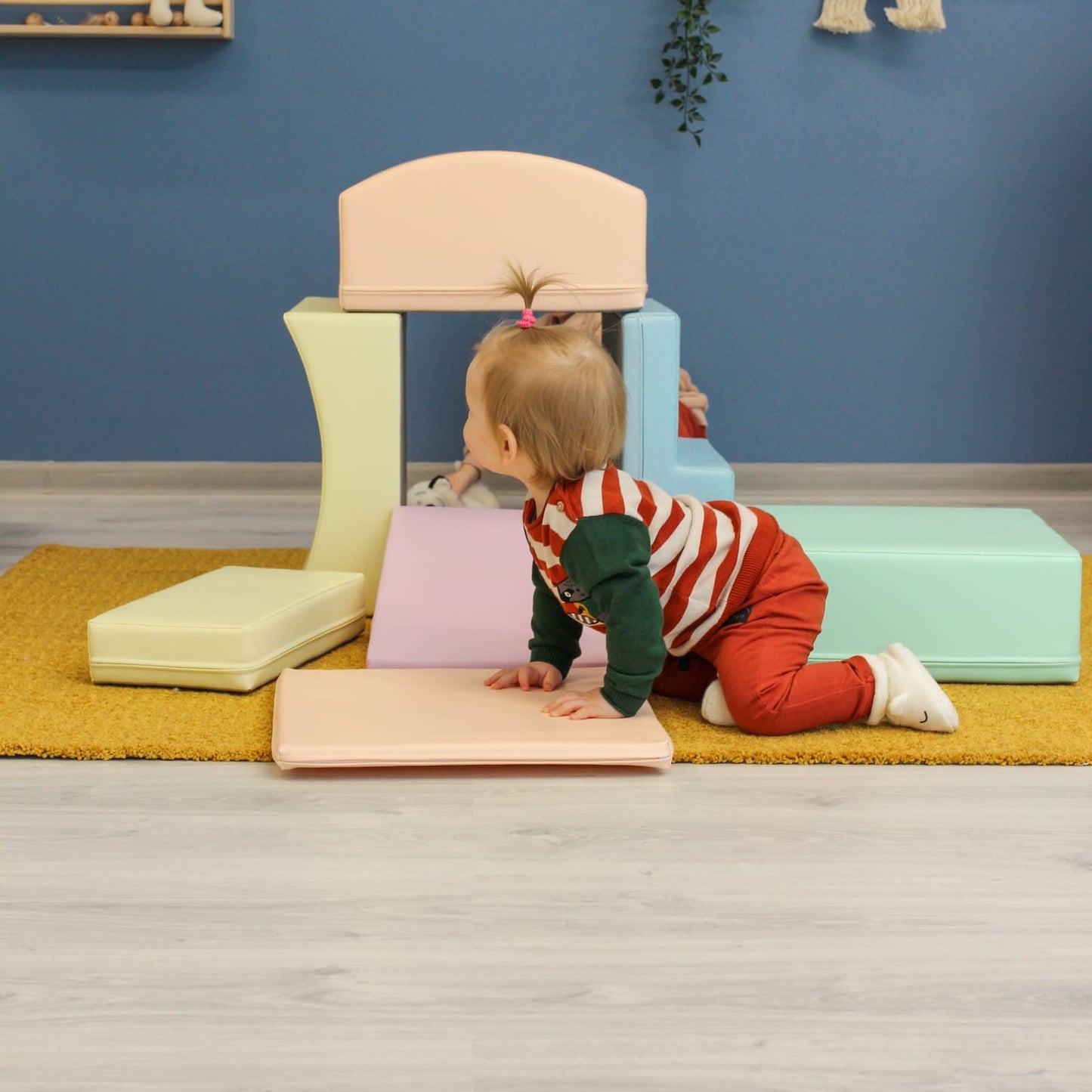 Soft Play Set - Little Crawler